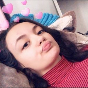 Meet your Posher, Natalie